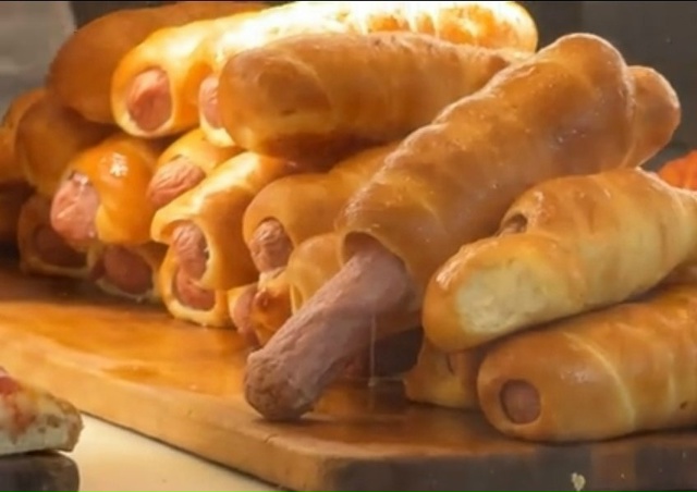 ВЯЛАЯ СОСИСКА... 😁