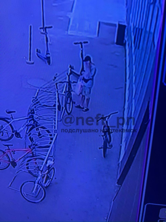 Вчера на парковке перед Уралом с 13.20 до 13.26 велосипедис?...