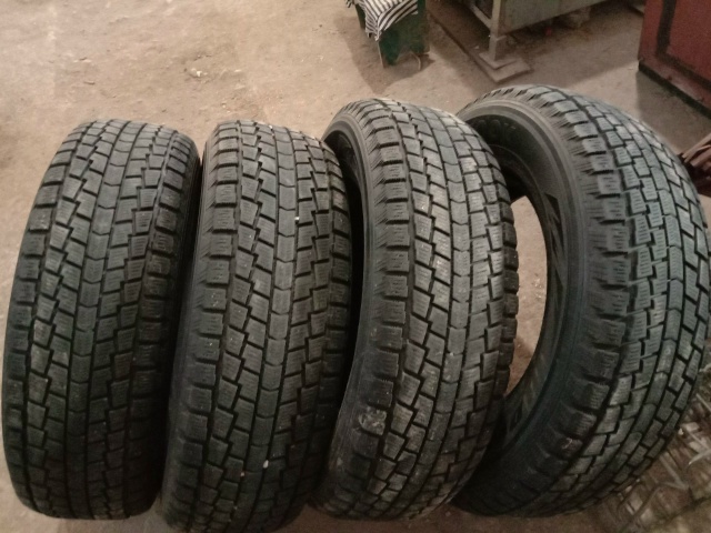 Продам шины Ханкок, зимние - липучка,
в отличном состо?...
