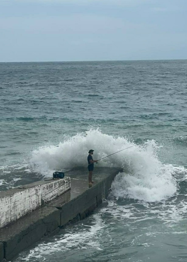 😥 В Ялте до конца зимы запретят ловить рыбу
С 1 ноября ...