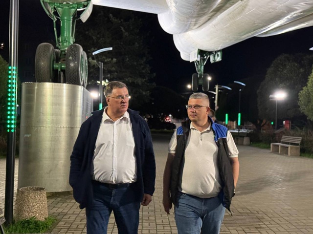 👉Глава Смоленска снова вышел в ночной рейд
👥Алекса...
