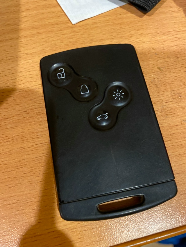 Утерян ключ❗️❗️❗️
Просьба вернуть за вознагражден?...