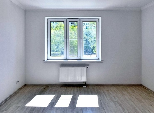 Куплю 2-х комнатную квартиру в 5 этажке срочно. 2300-2600. Та?...