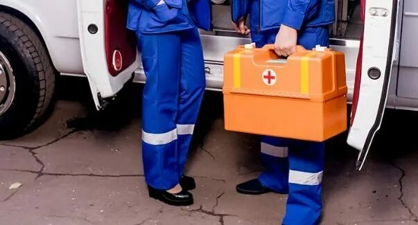 Сотрудник Скорой Помощи рассказал всё как есть на само...