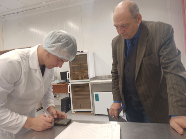 Рыбный десант. ? Наши на 