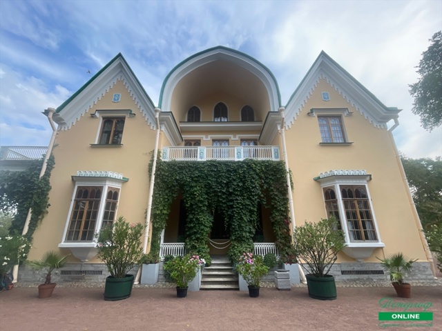 Дворец Коттедж