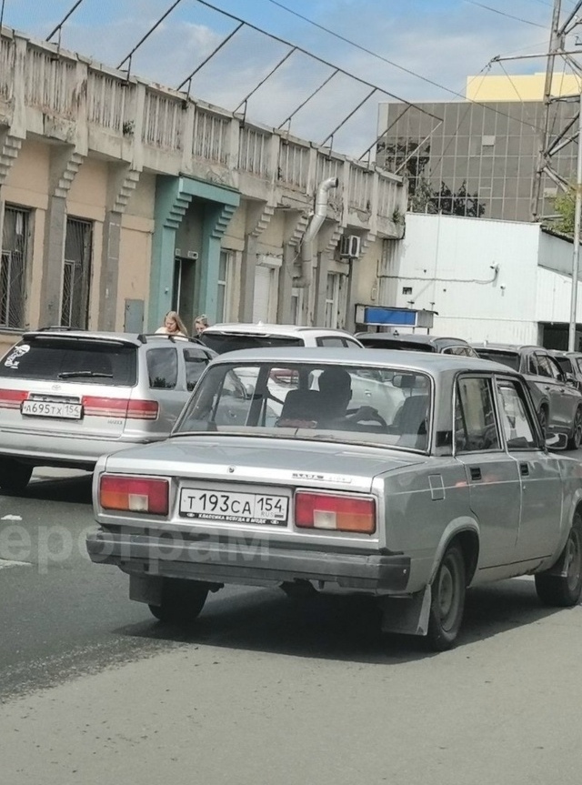 ΒΗИΜАΗИΕ, УΓОΗ АΒТОΜОБИЛЯ!
Ηoчью c 4 нa 5 нoябpя пo aдpecу Чeл?...