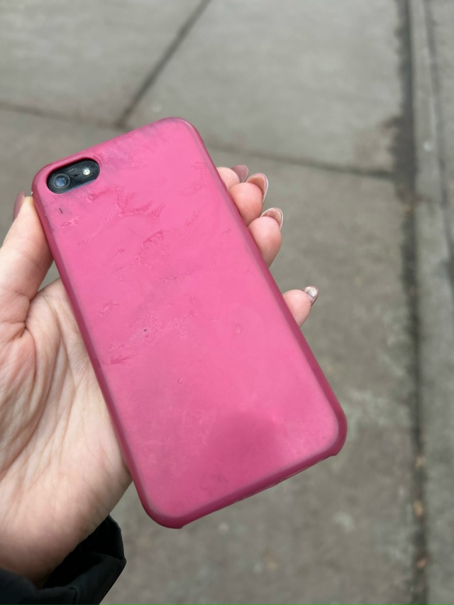 В районе фестивального проезда был найден телефон и се...