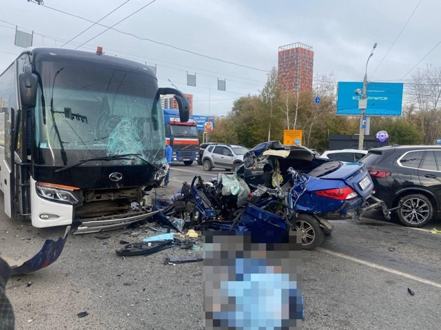 😰 Рейсовый автобус «Казань – Пермь» попал в смертель?...