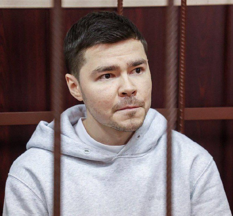 ⛓️Основателя «Like Центра» Аяза Шабутдинова приговорили к 7 годам и штрафу ₽5 млн
По версии следст