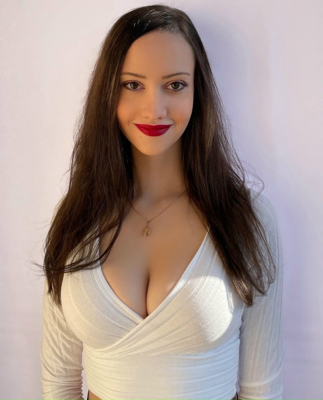 Ищу мужчину не старше 52. Можно с детьми ко мне...