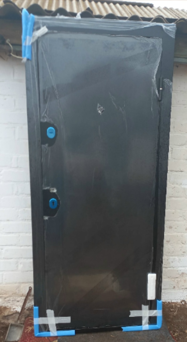 Добрый день,обменяем новые двери(не подошли по размеру...