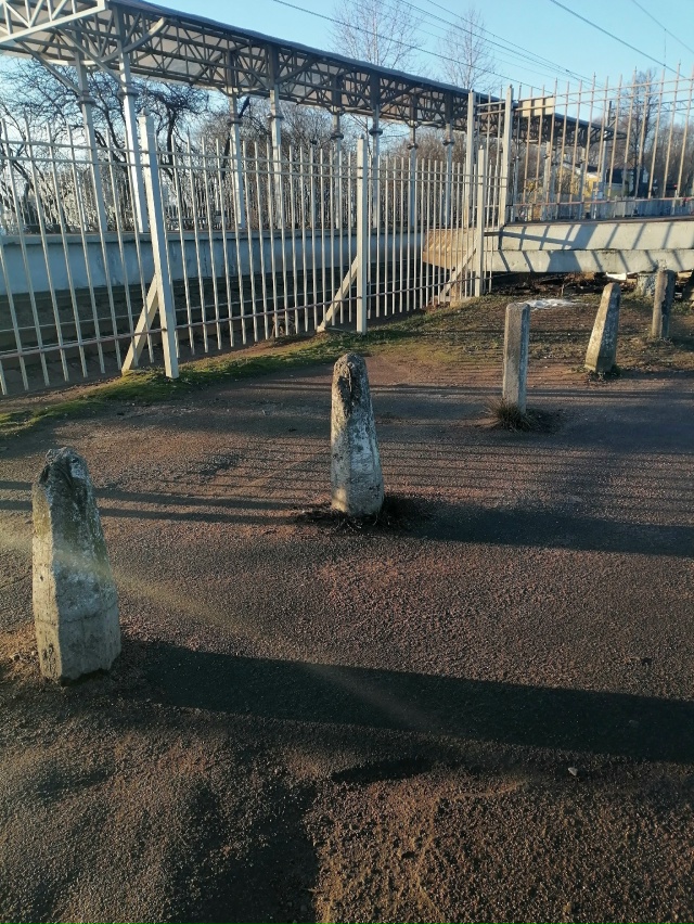 Пешеходные переходы через ж/д в районе платформы Стары...