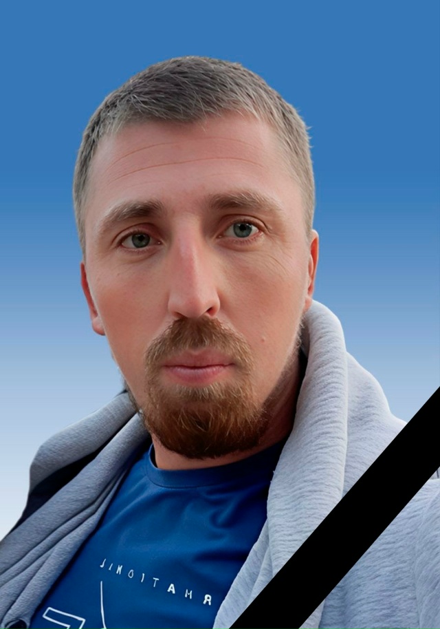 Евгений Михайлович Ларионов, рядовой ВС РФ, погиб 26 дек...