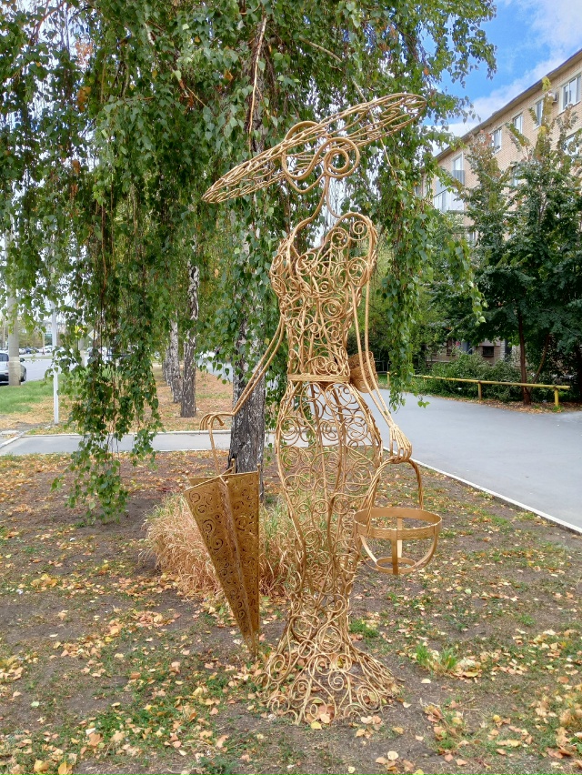 ??? Дама с зонтиком ???