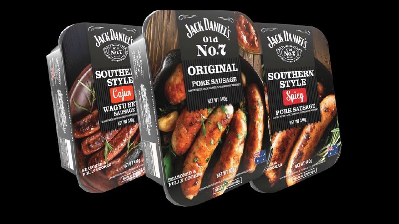Сосиски со вкусом виски выпустил Jack Daniel's
Тот самый бренд представил новую барбекю-линейку с а