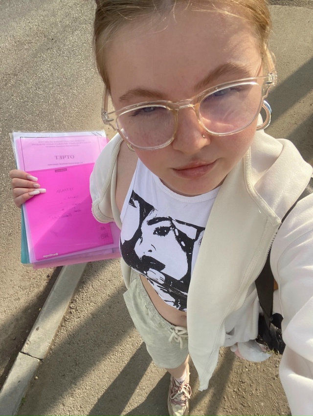 Доченька. 🤗Поздравляем тебя С поступлением в Аграрны?...