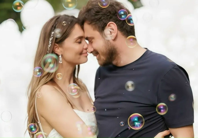 У Агаты Муцениеце и Петра Дранги родилась дочь💖
Малы?...