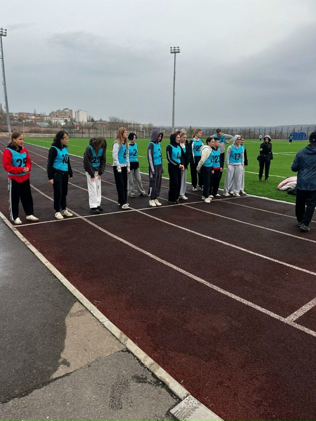 💪🏻 Студенты БТА сдают ГТО
7 ноября на стадионе 