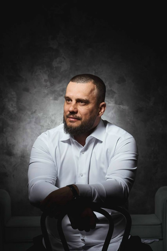 ⚡ Звёздного блогера и основателя элитного рехаба «Ант...