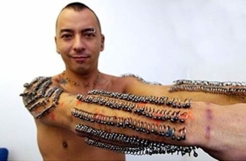 В мае 2010 г Крис Эллиот и Тисон Турк установили мировой ?...