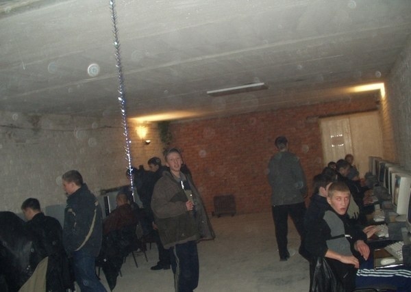 У тебя есть ровно 10 секунд, чтобы рассказать, как и во ч?...