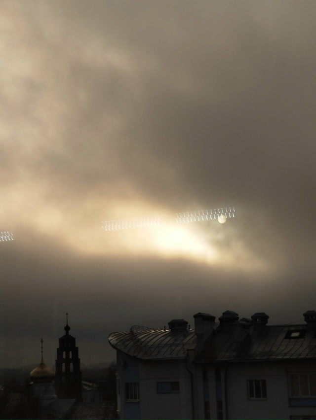 Поймала момент 😻луна и солнце
Анонимно пожалуйста