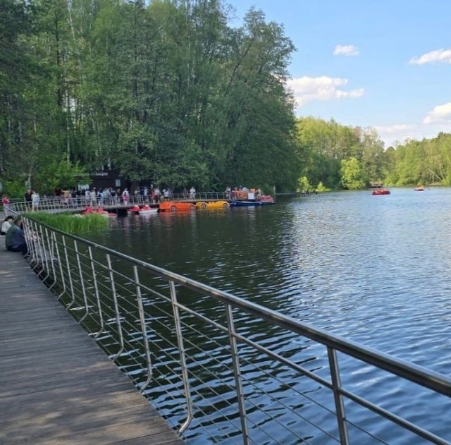 11. 07. 2025 г. примерно в 21:30 в парке Пехорка мы с супругом г?...