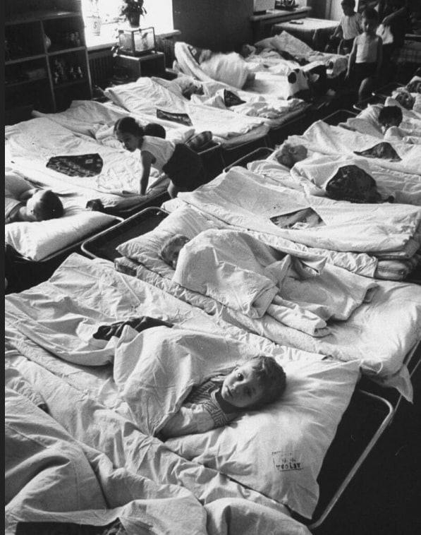 Сонный час, ненавистное время в детском саду, прелесть ...