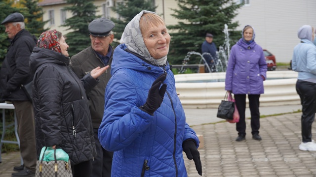 Никольчане и гости города на второй сельскохозяйствен...