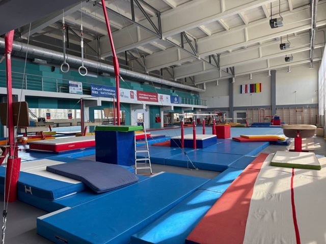 Проверил ход ремонта стадиона Дворца спорта им. Ю.А. Га?...