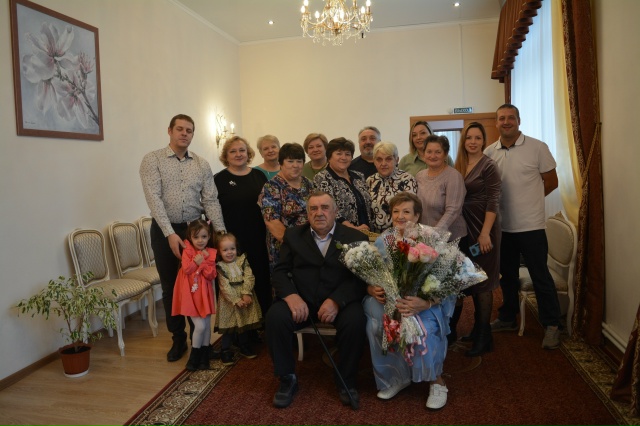 💍Супружеская пара из Смоленска отметила золотую свад...