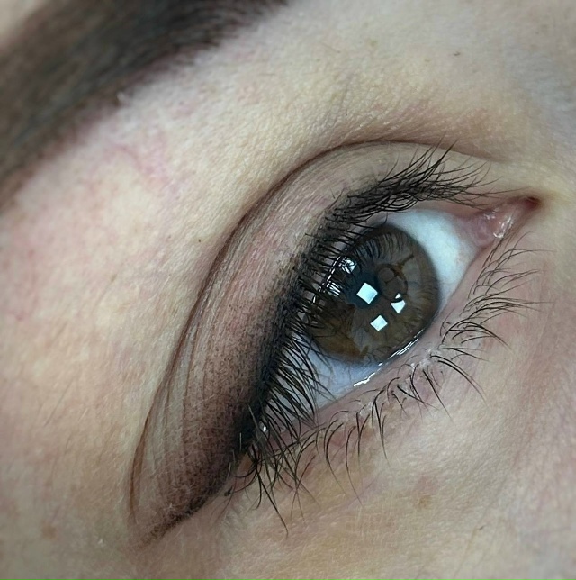 Вы все еще рисуете брови - тогда я иду к вам 😉 (точнее у?...