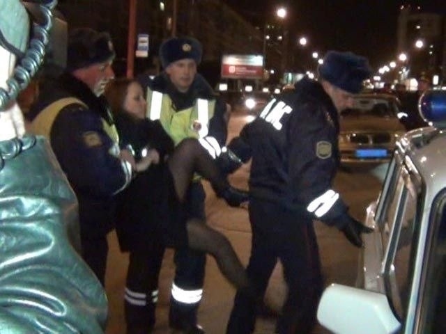 Меня зовут Алина. В ту ночь мы просто хотели доехать до?...