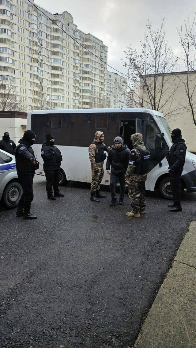 Рейд против нелегальных мигрантов провели в Балашихе
...