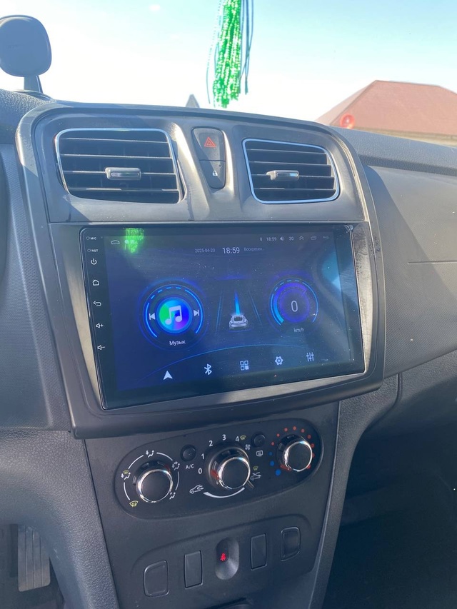 Продаю Renault Logan 2020г. Пробег 129т.км. В отличном состоянии, ...