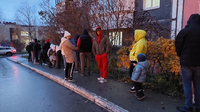 На ул.Добролюбова в молочная кухня закрыта, отправляют...