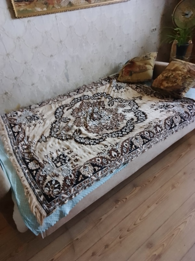 Сдам квартиру на длительный срок. Район 60 Лет Октября д...