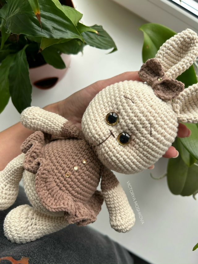 В наличии игрушки ручной работы ?????