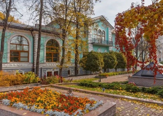 Где гулять этой осенью?
Собрали живописные места, где...