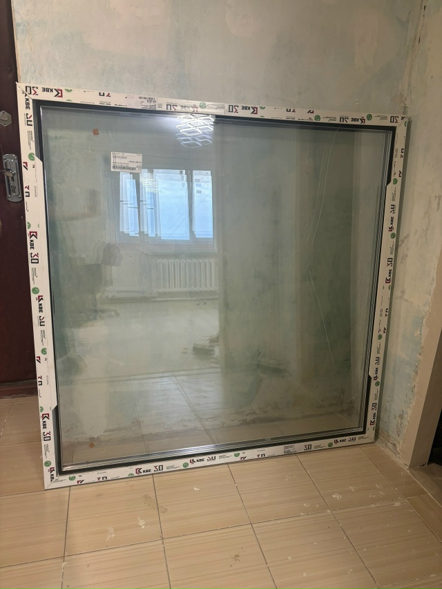 Новый тройной стеклопакет, лопнуло 1 стекло, размеры на...