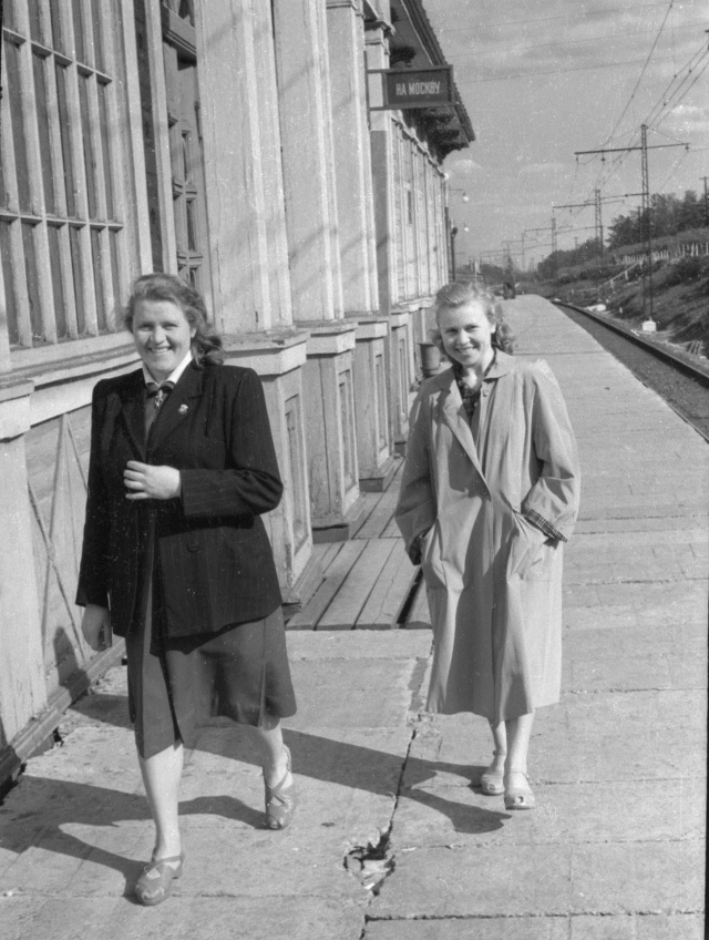 Лица ушедшей эпохи...
Платформа Кратово
1956–1958
Фото: Ко?...