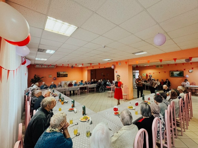 Пансионат «Зеленая роща» отпраздновали День матери! Б?...