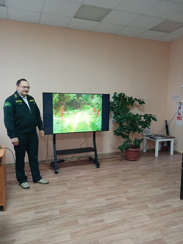 🍃 Встреча-диалог «Наш друг лес» в клубе неформального...