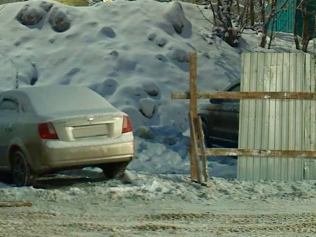 Стихийная парковка мешает резиденту арктической зоны ...