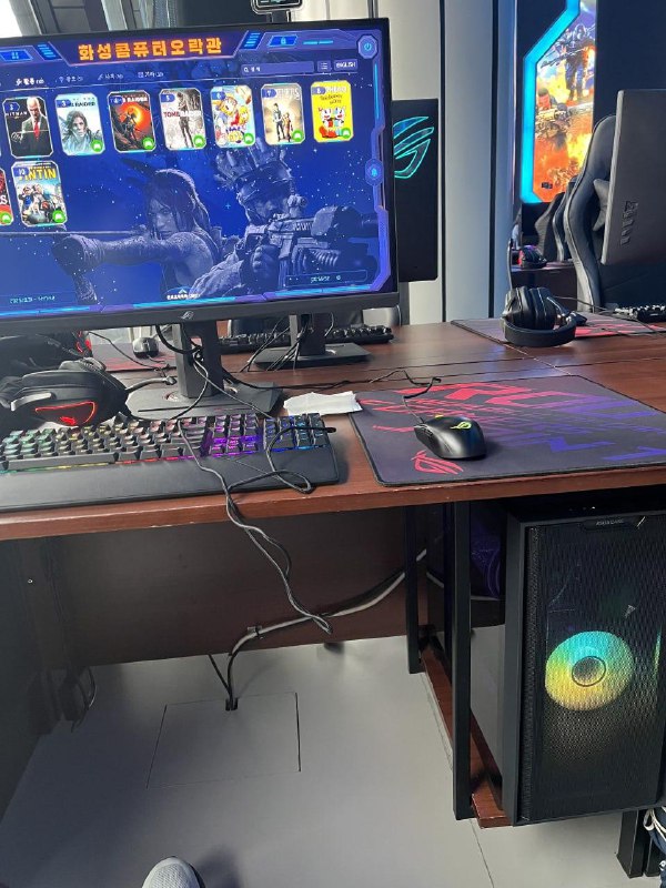 Теперь в КНДР официально можно играть в Dota 2.
Также геймерам в Пхеньяне теперь доступны около 70