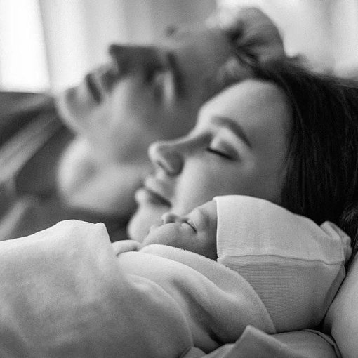 Поздравляем молодых родителей!
У Влада А4 Бумаги и Юли?...