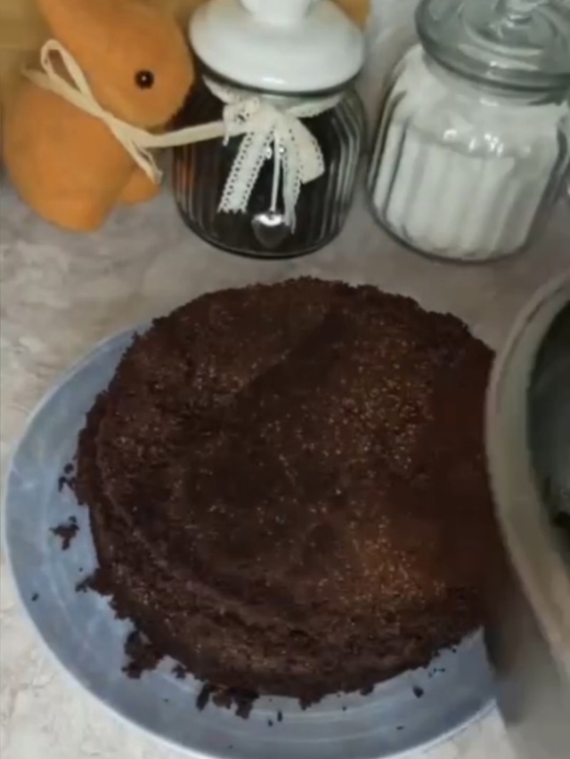 Шикарный шоколадный тортик с потрясающей банановой на...