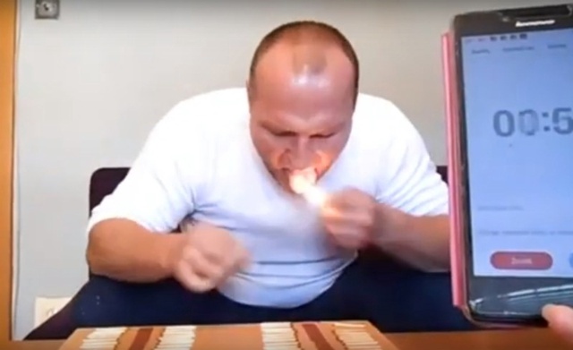 За одну минуту Павол Дурдик из словацкого города Пухов...