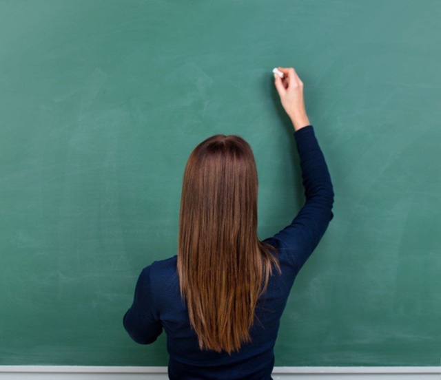 ‼️ Надбавки для учителей и врачей хотят ввести в приг?...